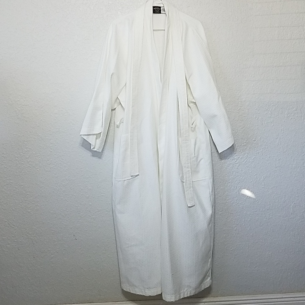 Authentic Seminole Hard Rock Casino & Hotel Robe.